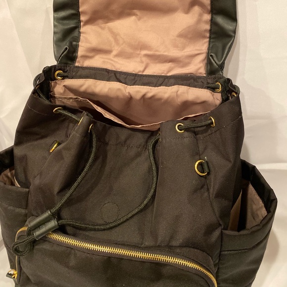 Skip Hop Chelsea Diaper Backpack - Picture 4 of 8